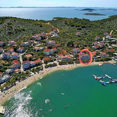 Apartman Klara Murter Esterno foto