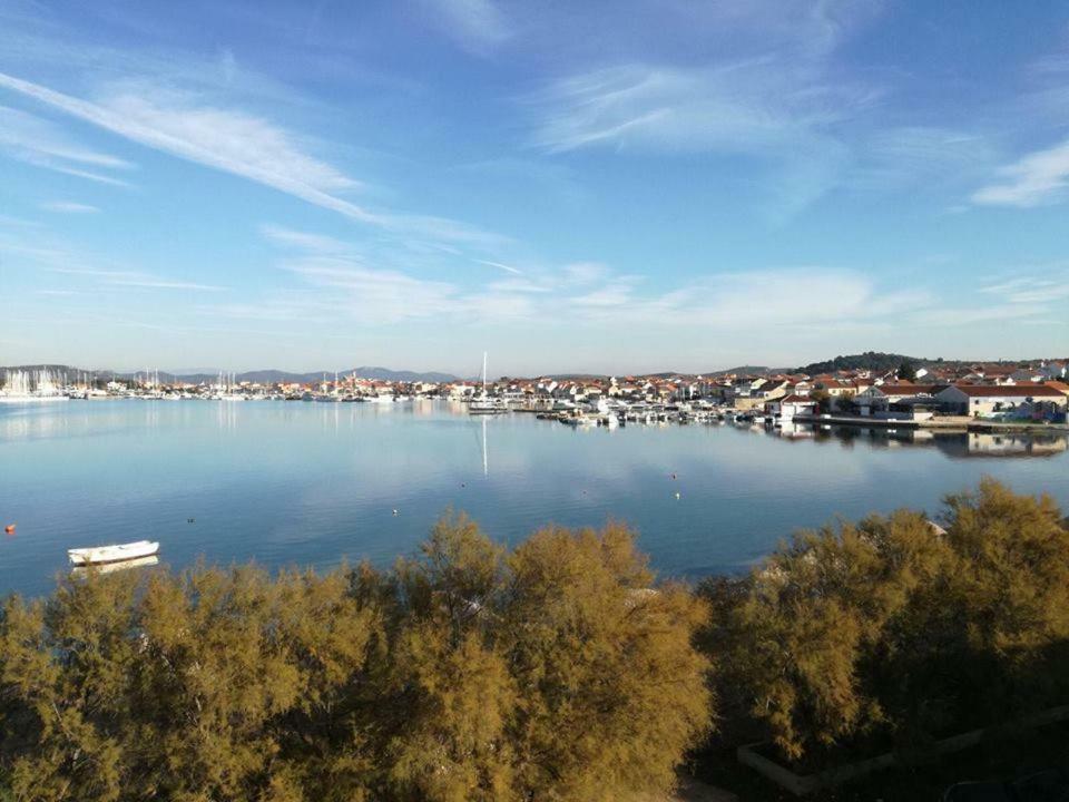 Apartman Klara Murter Esterno foto